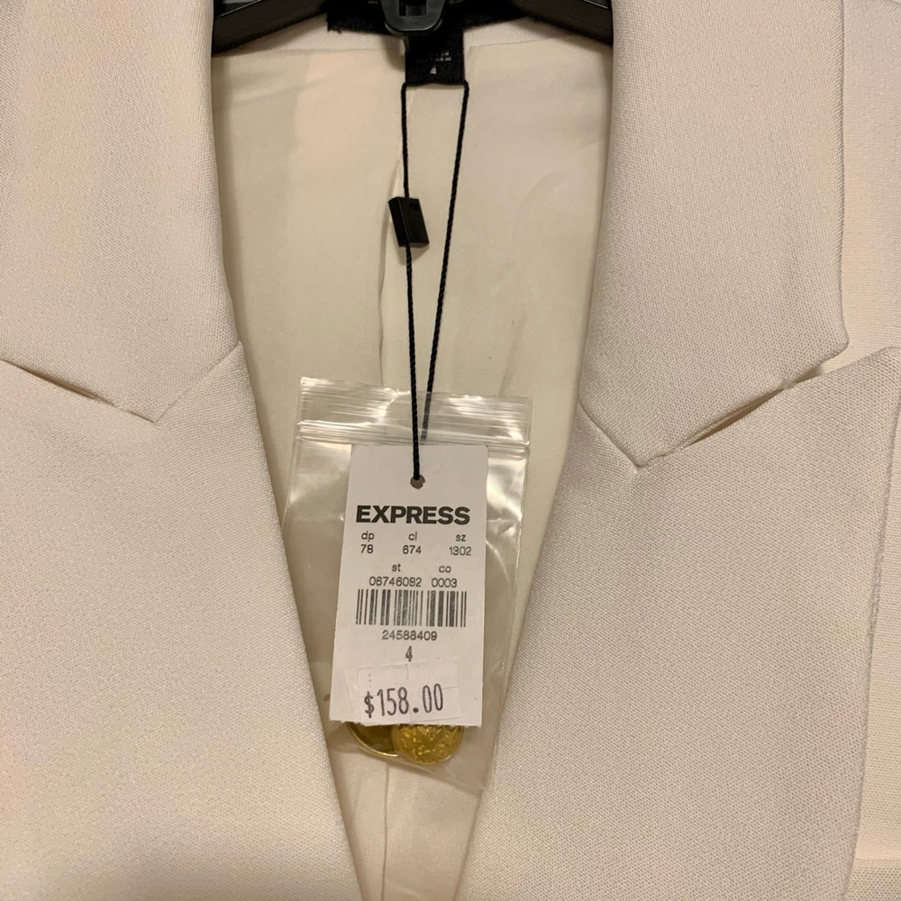 Express white blazer - Picture 3 of 5